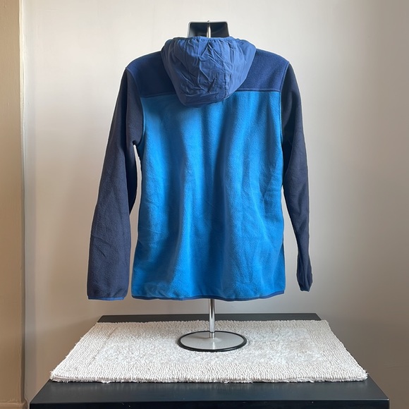 Mountain Hardwear Unclassic 1/2 Zip Pullover Fleece Hoodie - Picture 7 of 8